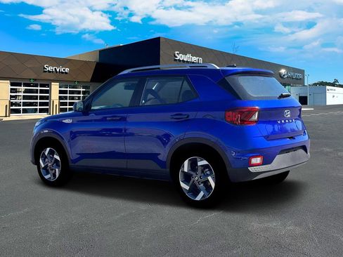 New 2026 Hyundai Venue SEL image 4