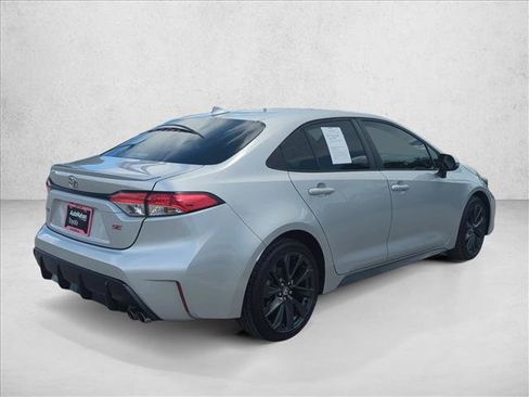 Certified 2024 Toyota Corolla SE FWD image 5