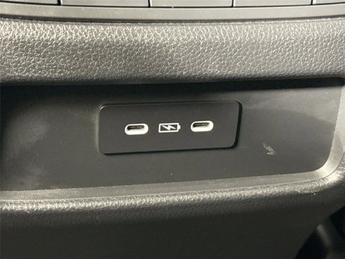 Used 2025 Honda Pilot EX-L image 38