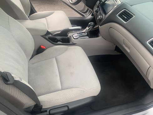 Used 2015 Honda Civic Hybrid Sedan image 12