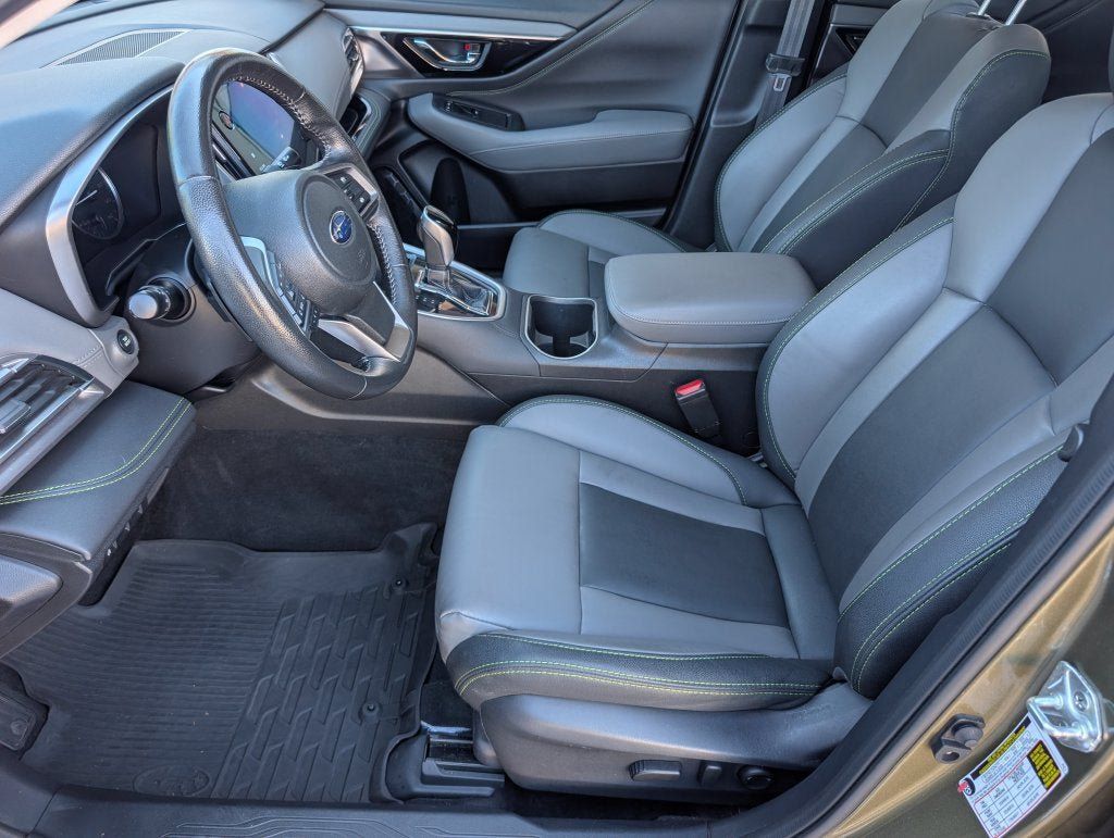 Used 2023 Subaru Outback Onyx Edition AWD/4WD image 12