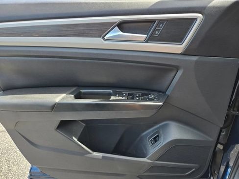 Used 2019 Volkswagen Atlas SE FWD image 32