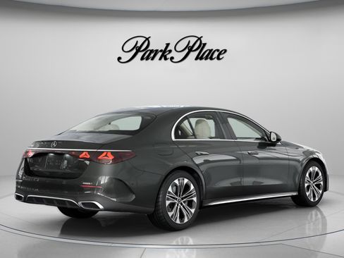 New 2026 Mercedes-Benz E 350 Sedan image 21
