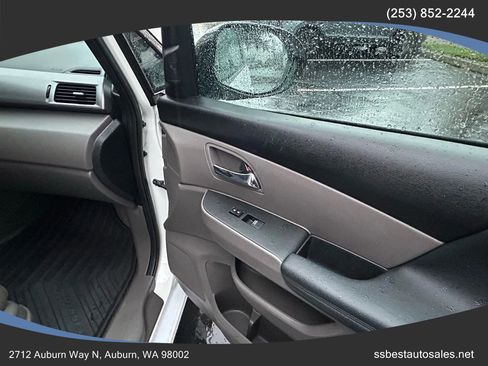 Used 2014 Honda Odyssey Touring Elite image 9