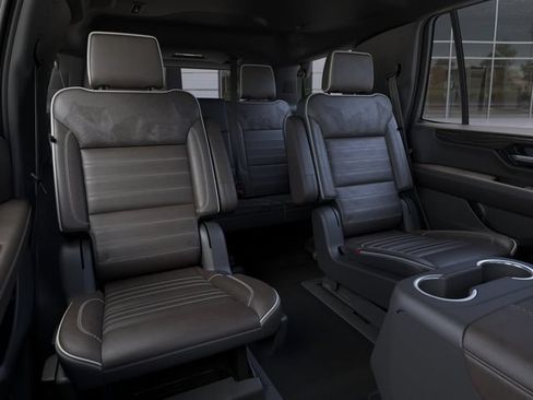 New 2026 GMC Yukon Denali Ultimate AWD/4WD image 17