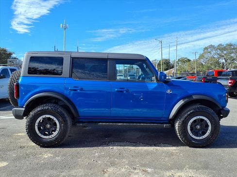 Used 2024 Ford Bronco Outer Banks w/ Sasquatch Package image 8