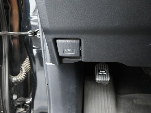 Used 2022 Toyota 4Runner Limited image 35