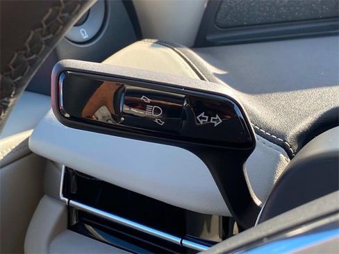 New 2025 Lincoln Navigator Reserve image 18