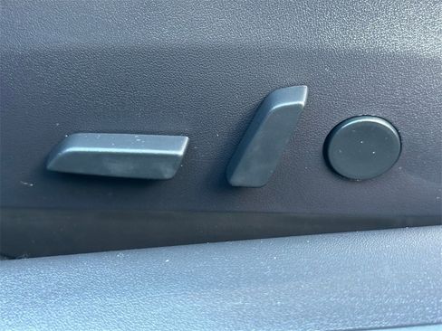 Used 2018 Tesla Model 3 Long Range image 21