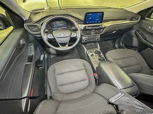 Certified 2024 Ford Escape Active AWD/4WD image 12