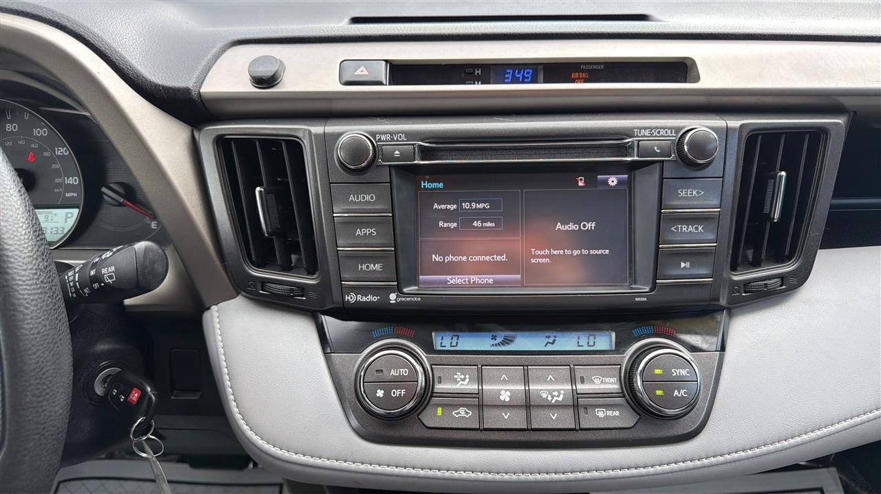 Used 2015 Toyota RAV4 XLE AWD/4WD image 22