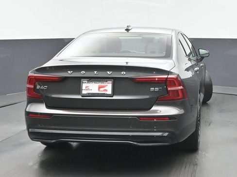 Used 2024 Volvo S60 B5 Plus AWD/4WD image 4