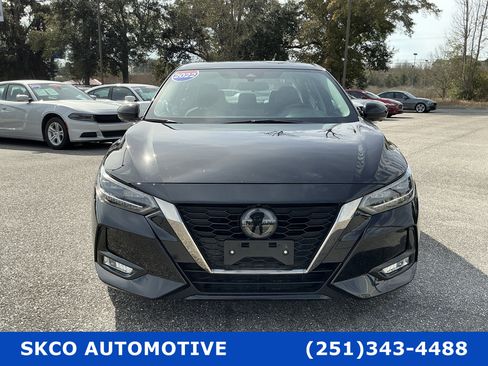 Used 2022 Nissan Sentra SR w/ SR Premium Package image 8