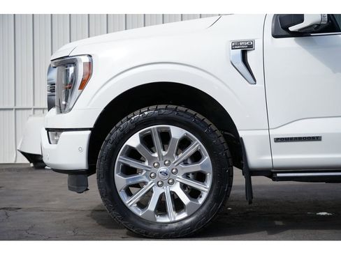 Used 2023 Ford F150 Limited image 11