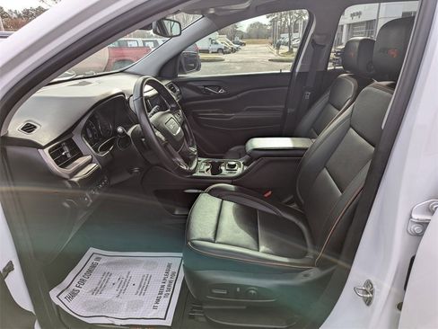 Used 2022 GMC Acadia AT4 w/ Technology Package image 13