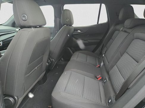 Used 2025 Chevrolet Equinox LT w/ Safety and Technology Package image 16