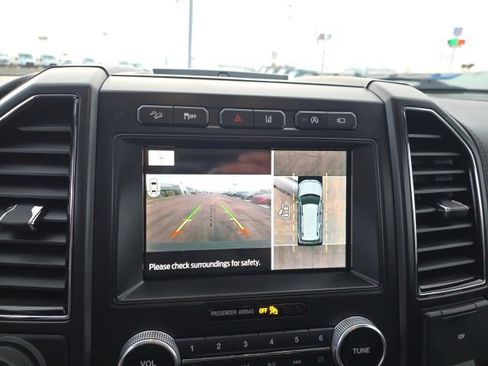 Used 2021 Ford Expedition Limited image 28