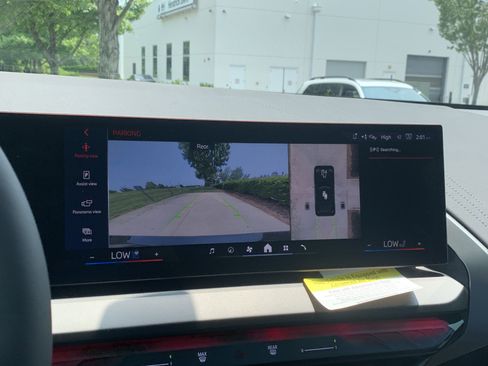 Certified 2025 BMW X3 xDrive30i w/ Premium Package image 26