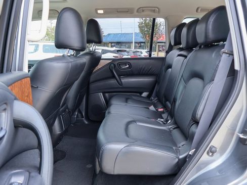 Used 2023 Nissan Armada SL image 9
