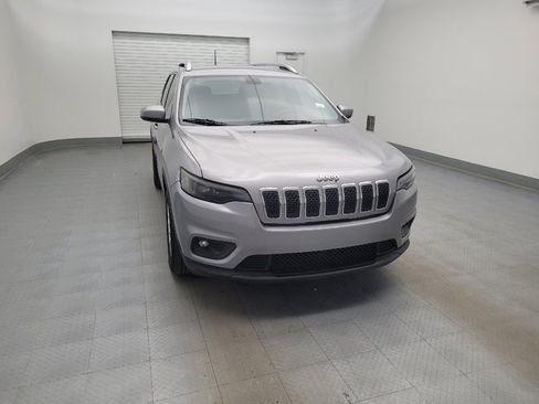 Used 2019 Jeep Cherokee Latitude w/ Popular Appearance Group image 14