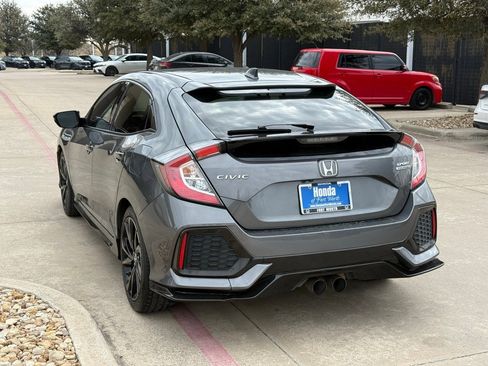 Used 2018 Honda Civic Sport Touring image 3