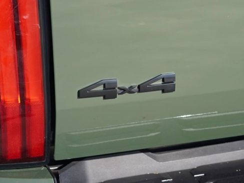 Used 2022 Toyota Tundra SR5 w/ TRD Off-Road Package image 14