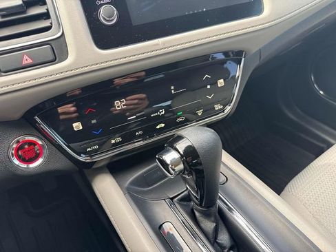 Used 2022 Honda HR-V EX image 21