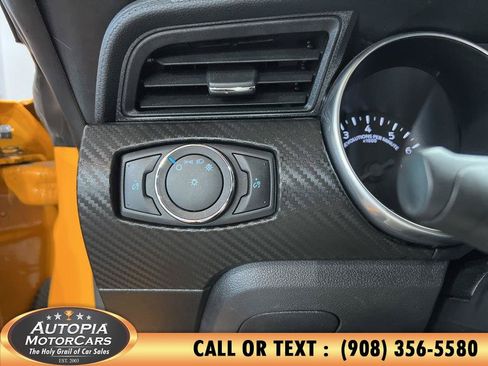 Used 2019 Ford Mustang Coupe RWD image 16