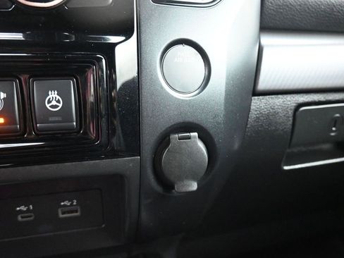 Used 2023 Nissan Titan PRO-4X w/ Pro-4x Convenience Package image 26