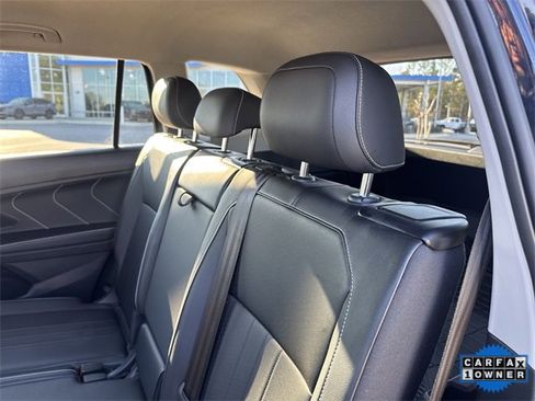 Used 2024 Volkswagen Tiguan SE image 26