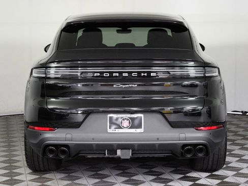 Certified 2026 Porsche Cayenne E-Hybrid Coupe image 6
