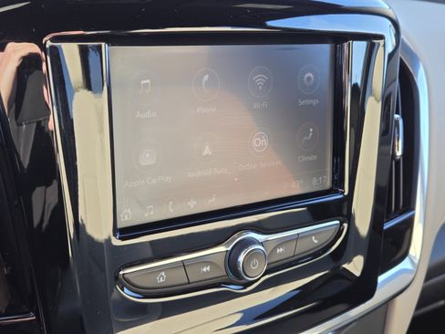 Used 2023 Chevrolet Traverse LS w/ Safety Package image 21