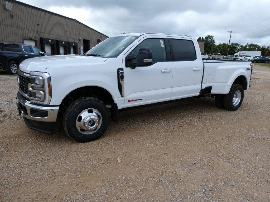New 2027 Ford F350 Lariat AWD/4WD image 8
