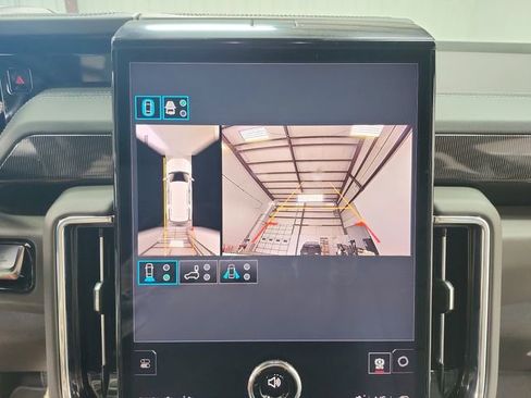 New 2026 GMC Yukon Elevation image 30