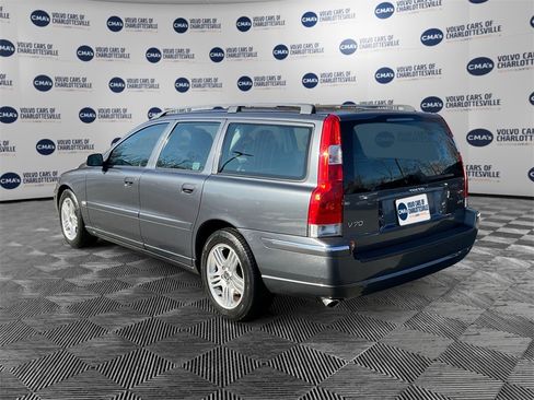 Used 2006 Volvo V70 2.5T image 3