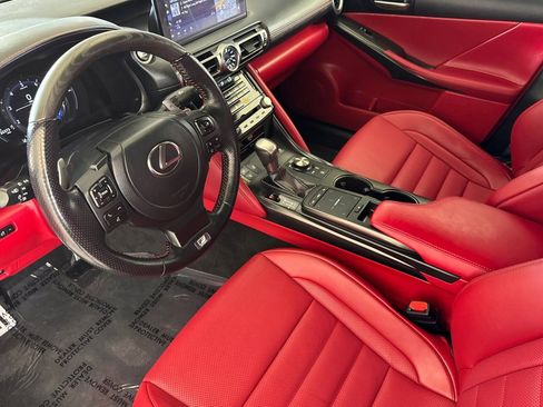 Used 2022 Lexus IS 350 F Sport w/ Dynamic Handling Package image 10
