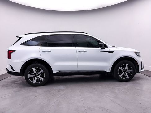 Used 2023 Kia Sorento S w/ Panoramic Sunroof Package FWD image 43