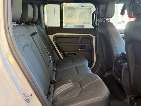 New 2026 Land Rover Defender 110 S AWD/4WD image 31