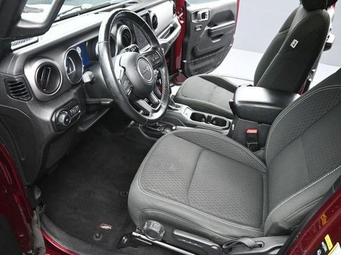 Used 2021 Jeep Wrangler Unlimited Sport image 9