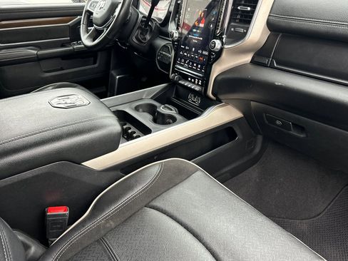 Used 2024 RAM 2500 Laramie image 15