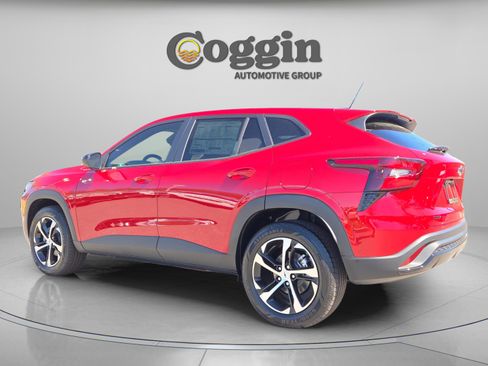 New 2026 Chevrolet Trax RS image 4