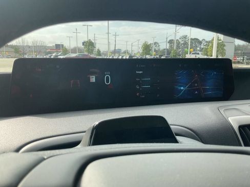 Used 2025 Ford Expedition Max Active RWD image 35