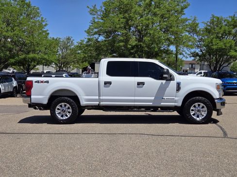 Used 2022 Ford F250 XLT AWD/4WD image 2