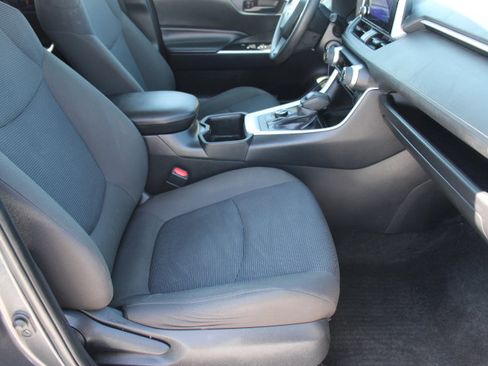 Certified 2024 Toyota RAV4 LE image 19