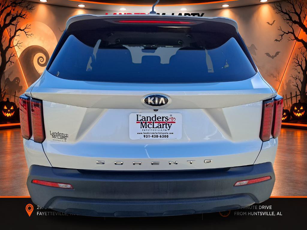 Used 2021 Kia Sorento LX FWD image 4