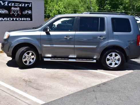 Used 2010 Honda Pilot Touring image 3