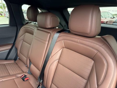 New 2026 Lincoln Nautilus Reserve w/ Jet Appearance Package AWD/4WD image 13