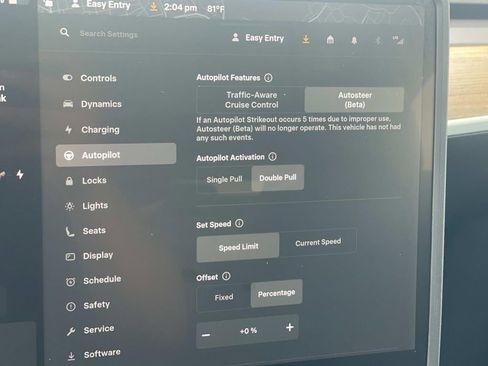 Used 2020 Tesla Model Y Long Range image 11