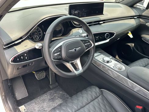 Used 2025 Genesis GV70 3.5T Sport w/ Sport Advanced Package AWD/4WD image 7