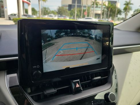 Used 2026 Toyota Corolla LE FWD image 31